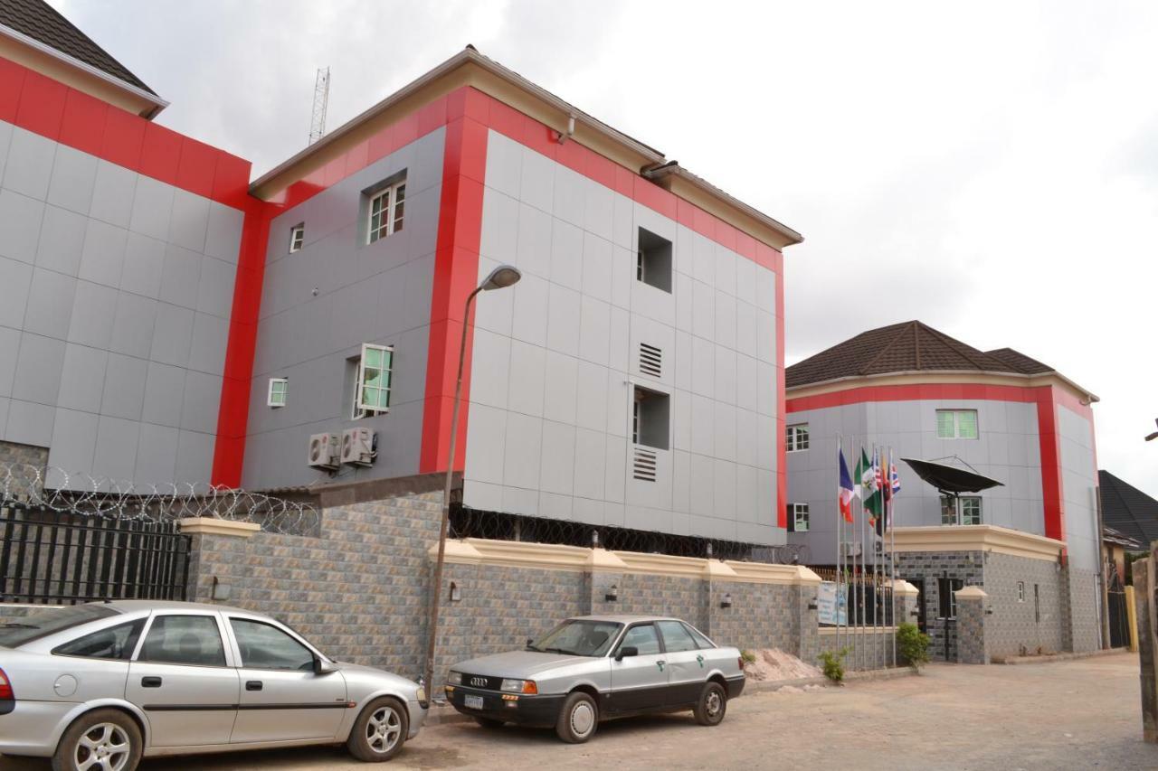 Limoh Suites Benin City Buitenkant foto